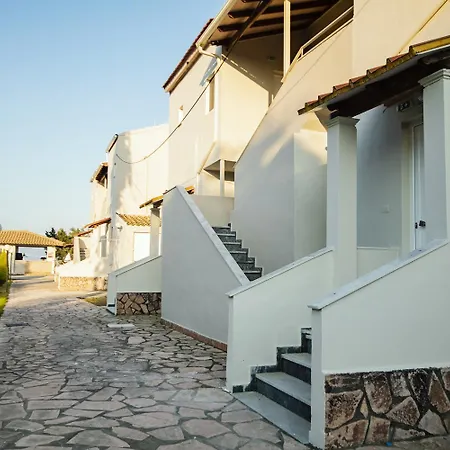 Parakladi Seaside Retreat Lefkími