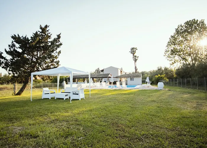 Parakladi Seaside Retreat Λευκίμμη